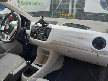 DASHBOARD DEEL Volkswagen Up! (121) (01-2011/08-2020) beschikbaar voor biedingen