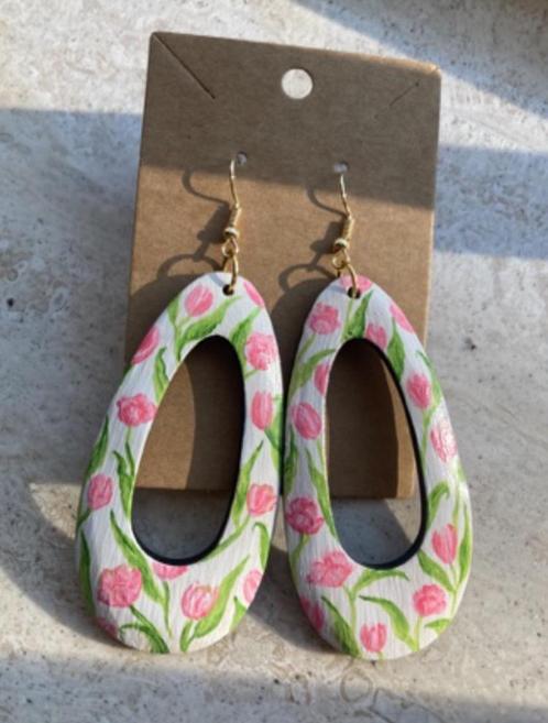 Handbeschilderde Oorbellen Sweet Lulip🌷, Handtassen en Accessoires, Oorbellen, Nieuw, Hangers, Overige materialen, Ophalen of Verzenden
