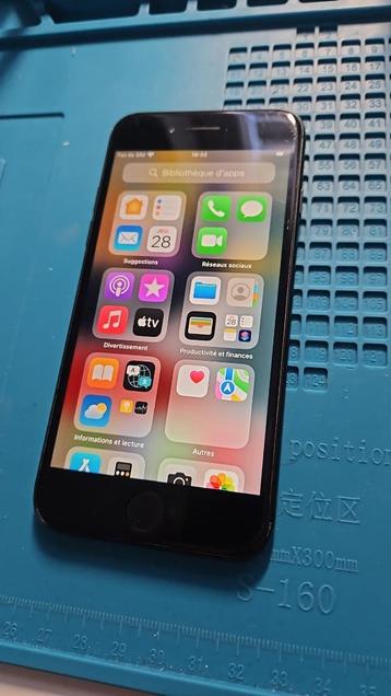 Apple iPhone 7 - 32 GB - Zwart - Sim UNLOCKED - (ontgrendeld