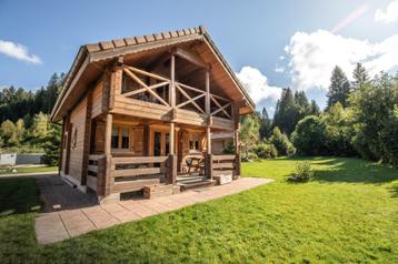 SUPERBE CHALET FINLANDAIS DE MONTAGNE  beschikbaar voor biedingen