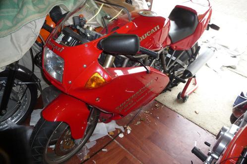 Als nieuwe originele Ducati 750SS 1994 2e eigenaar, Motoren, Motoren | Ducati, Particulier, Super Sport, meer dan 35 kW, 2 cilinders
