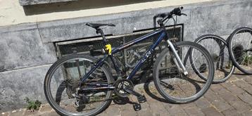 Schwinn mountainbike, 26", aluminium, met 4x4-racesturen beschikbaar voor biedingen