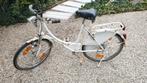 Tussenmaatse fiets. Voor ondermaatse studenten., Ophalen