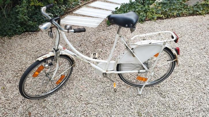 Tussenmaatse fiets. Voor ondermaatse studenten., Fietsen en Brommers, Fietsen | Oldtimers, Ophalen