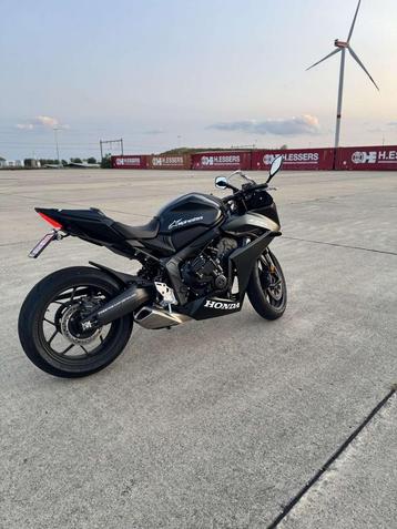 Honda CBR 650R beschikbaar voor biedingen