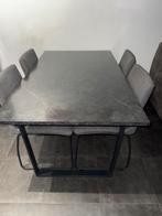 Marmer efect eettafel en 4 stoelen  in zeet goede staat., Ophalen