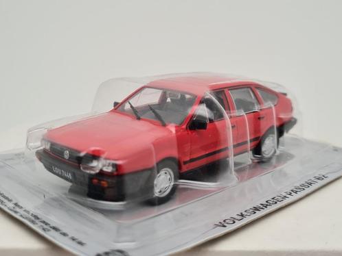 Volkswagen VW Passat B2 - DeAgostini 1:43, Hobby en Vrije tijd, Modelauto's | 1:43, Zo goed als nieuw, Auto, Overige merken, Verzenden