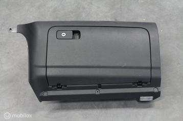Handschoenkastje Volkswagen Scirocco (2008-heden) beschikbaar voor biedingen