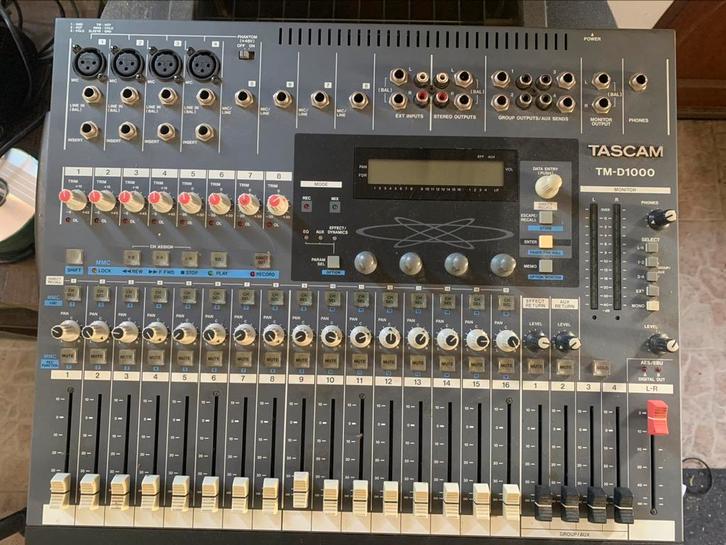 Tascam TM-D1000 Table de mix digitale, Muziek en Instrumenten, Mengpanelen, Gebruikt, 10 tot 20 kanalen, Ophalen