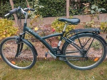 B-TWIN-FIETS VOOR VOLWASSENEN VAN 26 INCH MET VERING  beschikbaar voor biedingen