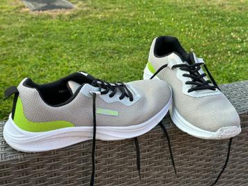 Chaussures homme running - peu mises (p.44- beschikbaar voor biedingen