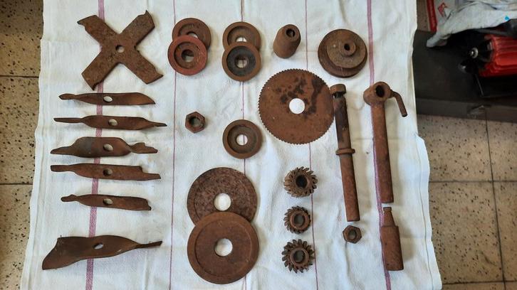 frees,zaag,topi machine onderdelen, Antiek en Kunst, Antiek | Gereedschap en Instrumenten, Ophalen