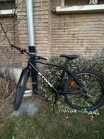 VELO BTWIN ROCKRIDER 300 Couleurs noir, Fietsen en Brommers, Fietsen | Crossfietsen en BMX, Ophalen, Zo goed als nieuw