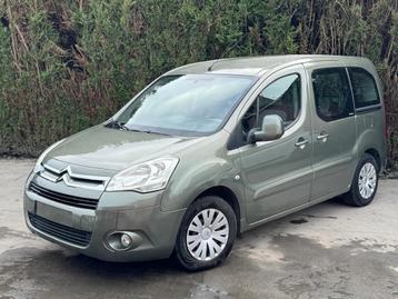 Citroen berlingo 2010 mooie staat 3300€ gekeurd voor verkoop beschikbaar voor biedingen
