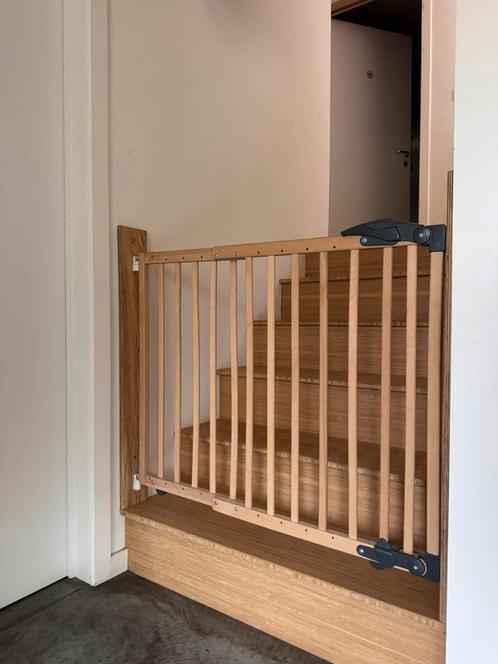 Traphekje in hout, goede staat, Kinderen en Baby's, Traphekjes, Zo goed als nieuw, Klemhekje, Hout, minder dan 100 cm, Ophalen