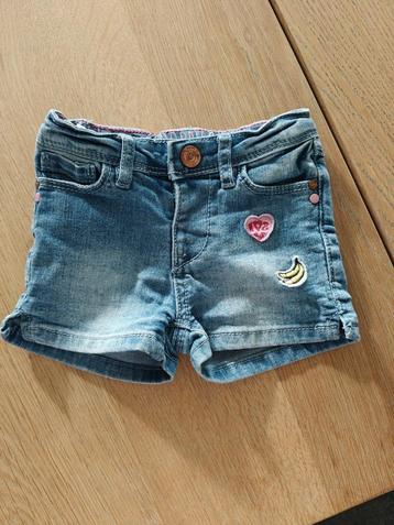 Meisjes kledij maat 86/92 beschikbaar voor biedingen