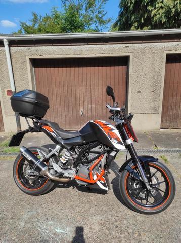 KTM DUKE 200