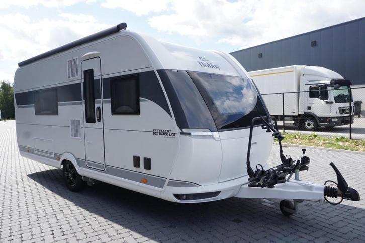 Nieuwe 4pers.Hobby met black Line pack "BADKAMERCARAVAN", Caravans en Kamperen, Caravans, Bedrijf, tot en met 4, Rondzit, Hobby