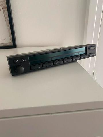 BMW E38 7-serie MID-radioscherm beschikbaar voor biedingen