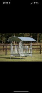 Hooiruif gezocht, Dieren en Toebehoren