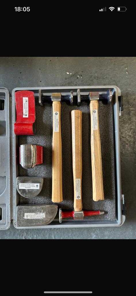 Uitdeukset, Doe-het-zelf en Bouw, Gereedschap | Handgereedschap, Zo goed als nieuw, Ophalen
