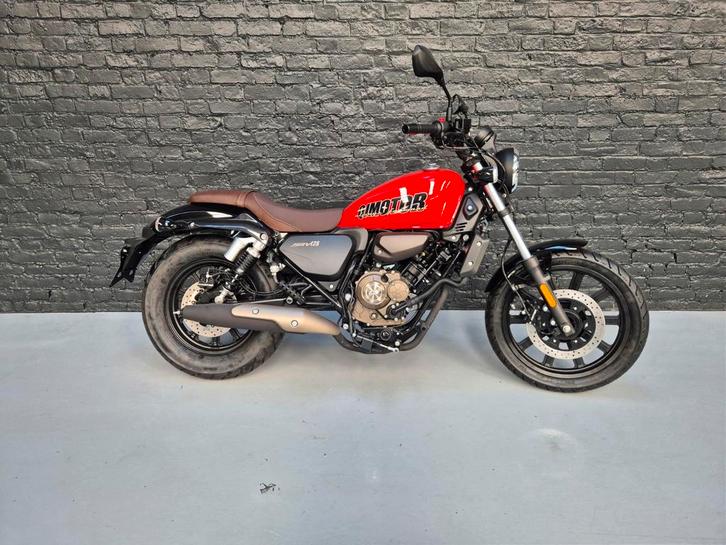 QJ motor SRV 125 : un croiseur compact plein de caractère, Motos, Motos | Marques Autre, Entreprise, Chopper, jusqu'à 11 kW, 1 cylindre