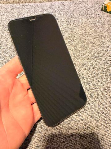 iPhone 12 pro | 256gb | werkt perfect | gebarsten achterkant beschikbaar voor biedingen