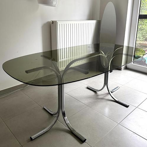 Table a manger design vintage verre fumé et pieds chromés, Huis en Inrichting, Tafels | Eettafels, Zo goed als nieuw, 50 tot 100 cm