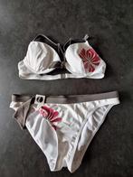 2 bikinis pour femmes de 3 suites taille 36, Vêtements | Femmes, Vêtements de Bain & Maillots de Bain, Enlèvement ou Envoi, 3 suisses