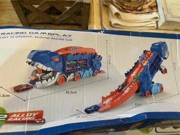 Dino monster Truck beschikbaar voor biedingen