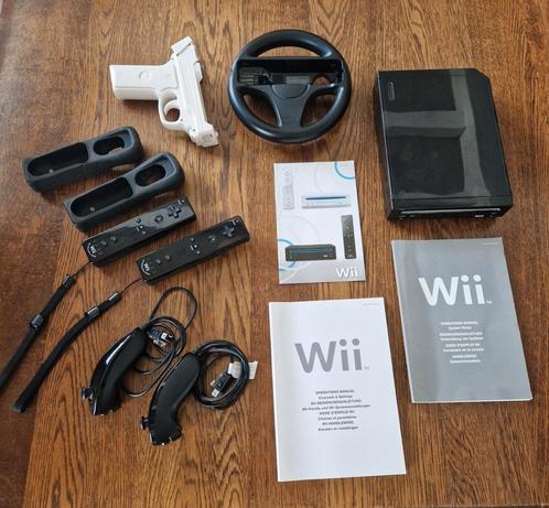 Nintendo Wii Console (black) + accessoires + 15 games, Games en Spelcomputers, Spelcomputers | Nintendo Wii, Zo goed als nieuw