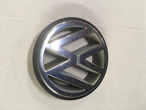 Logo de calandre Volkswagen Polo III (6N) 2 portes 1.3, Auto-onderdelen, Carrosserie, Volkswagen, Gebruikt, Ophalen of Verzenden