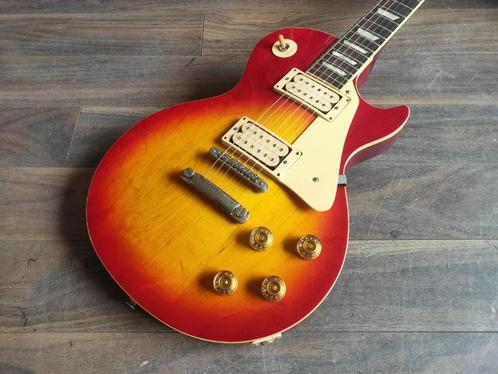 Guitare Les Paul vintage (rouge cerise), Musique & Instruments, Instruments à corde | Guitares | Électriques, Utilisé, Solid body