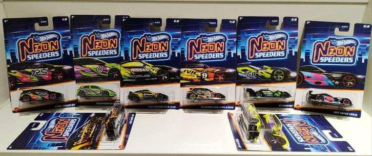 Hot Wheels Lot 8x Neon Speeders Serie 1 (2022) Long Card, Hobby en Vrije tijd, Modelauto's | Overige schalen, Ophalen of Verzenden