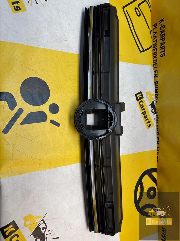 VW GOLF 7 FACELIFT GRILLE CHROME HOOGGLANS ZWART ACC 5G08536, Auto-onderdelen, Carrosserie, Bumper, Volkswagen, Voor, Gebruikt