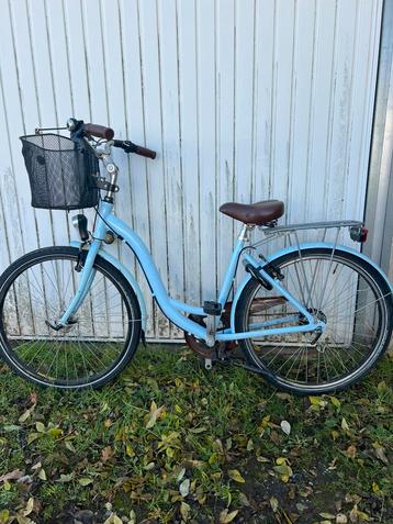 Dames fiets “meisjes fiets” beschikbaar voor biedingen