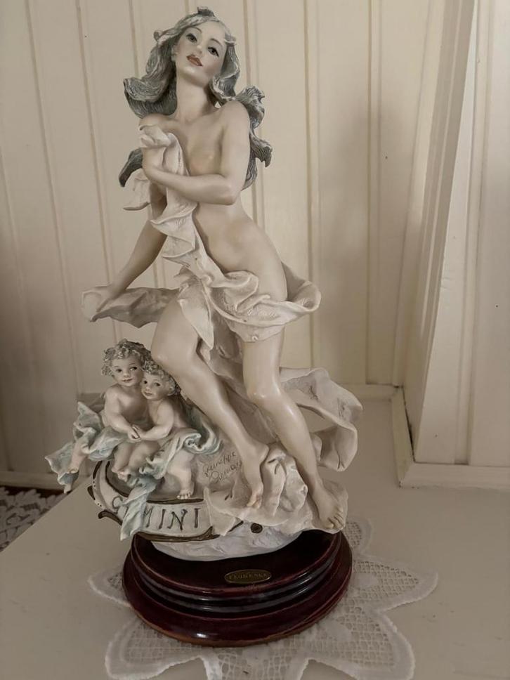 Beeldje Giuseppe Armani Zodiac Scorpio in perfecte staat, Antiek en Kunst, Kunst | Beelden en Houtsnijwerken, Ophalen