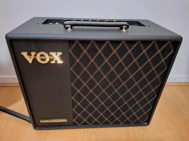 VOX VT40X Versterker, Muziek en Instrumenten, Versterkers | Bas en Gitaar, Zo goed als nieuw, Ophalen