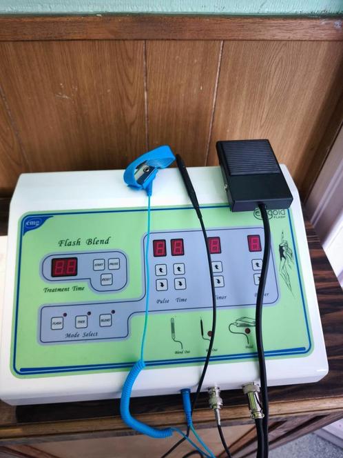 Electrolyse Epigold haarverwijdering+gouden naald x6 gratis, Handtassen en Accessoires, Uiterlijk | Gezichtsverzorging, Zo goed als nieuw