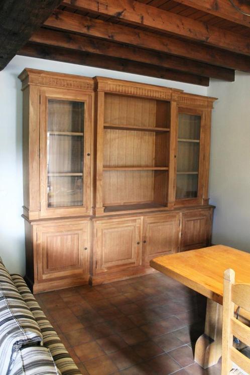 Grote vitrinekast, Huis en Inrichting, Kasten | Vitrinekasten, Gebruikt, 200 cm of meer, 200 cm of meer, 50 tot 75 cm, Met deur(en)