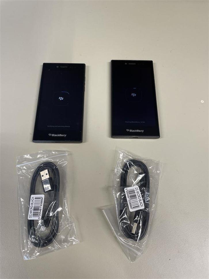 blackbarry Leap 16GB Smartphone twee stuks, Telecommunicatie, Mobiele telefoons | Blackberry, Zo goed als nieuw, Ophalen of Verzenden