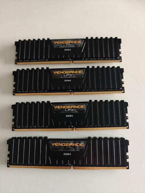 Vengeance DDR4 8GB 3000MHz RAM (4 stuks), Computers en Software, RAM geheugen, Zo goed als nieuw, DDR4, Ophalen of Verzenden