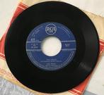 Belgische persing Elvis Presley single Too Much RCA 45, Gebruikt, Ophalen of Verzenden, 7 inch, Single