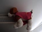 ikea knuffel beagle 40 cm met 3 outfits, Ophalen of Verzenden, Zo goed als nieuw