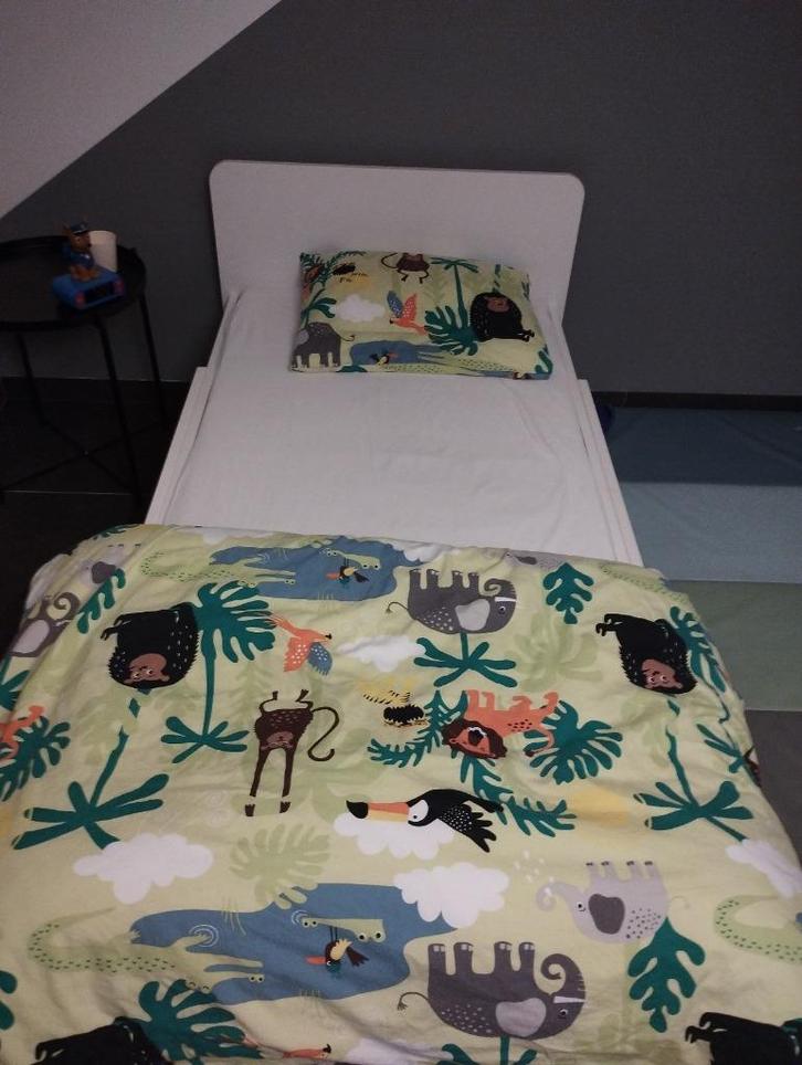 Meegroei bed Ikea släkt, Kinderen en Baby's, Kinderkamer | Bedden, Zo goed als nieuw, 180 cm of meer, 70 tot 85 cm, Lattenbodem