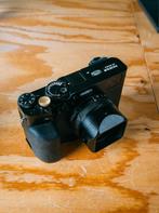 Fujifilm X100VI Zwart + Accessoires (Grip, Filter, Hood), Ophalen, 40 Megapixel, Compact, Zo goed als nieuw