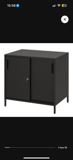 Ikea kast zwart metaal met schuifdeuren, Ophalen, Met deur(en), 50 tot 100 cm, Zo goed als nieuw
