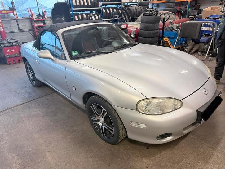 Mazda MX-5 Cabriolet, Autos, Mazda, Entreprise, MX-5, Essence, Euro 4, Cabriolet, 3 portes, Boîte manuelle, Argent ou Gris, Autres couleurs
