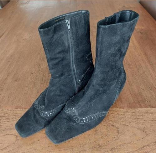 Suede zwarte laarsjes van Gabor. Maat: 5½. Hoogte +/- 25 cm., Vêtements | Femmes, Chaussures, Comme neuf, Boots et Botinnes, Noir