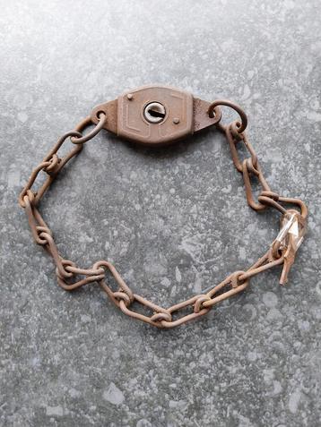 Antiek fietsslot jaren 1920 beschikbaar voor biedingen